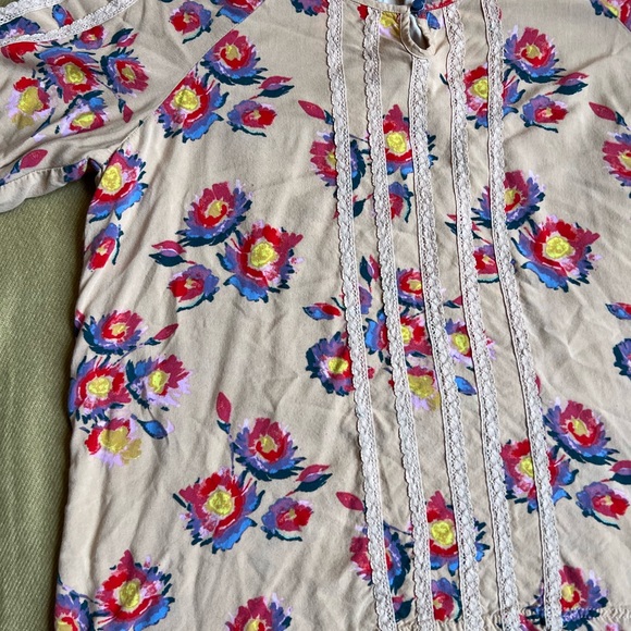 Matilda Jane Kaia Tan Floral Boho Lace Detail Peasant blouse shirt Size M - Picture 3 of 10